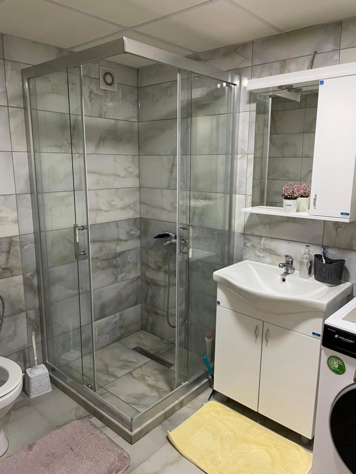Tuse Lux Apartments Скопие Екстериор снимка